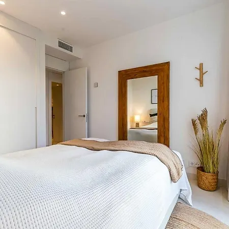 131 - Luxury With Private Pool And Views, El Higueron Apartment *