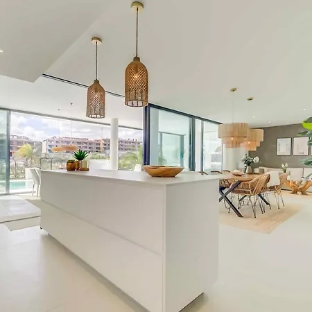 131 - Luxury With Private Pool And Views, El Higueron *