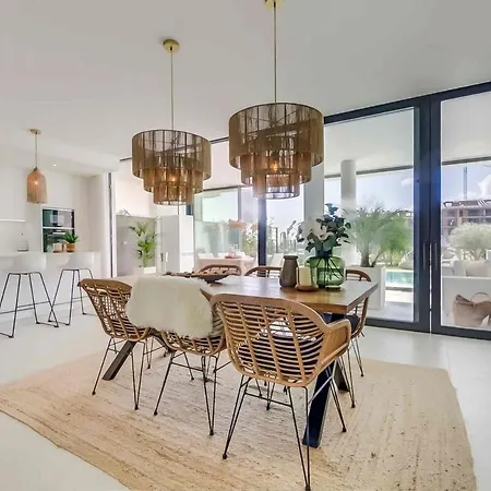 Apartment 131 - Luxury With Private Pool And Views, El Higueron Fuengirola