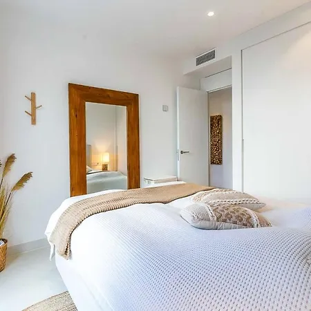 131 - Luxury With Private Pool And Views, El Higueron Fuengirola