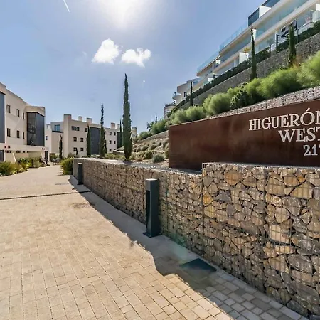 131 - Luxury With Private Pool And Views, El Higueron * Fuengirola