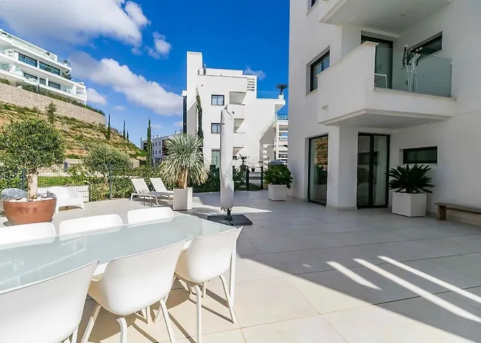 Daire 131 - Luxury With Private Pool And Views, El Higueron Fuengirola