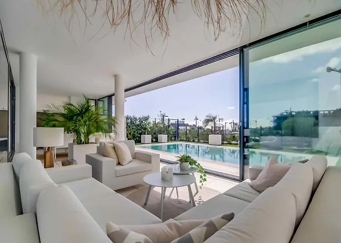 131 - Luxury With Private Pool And Views, El Higueron *