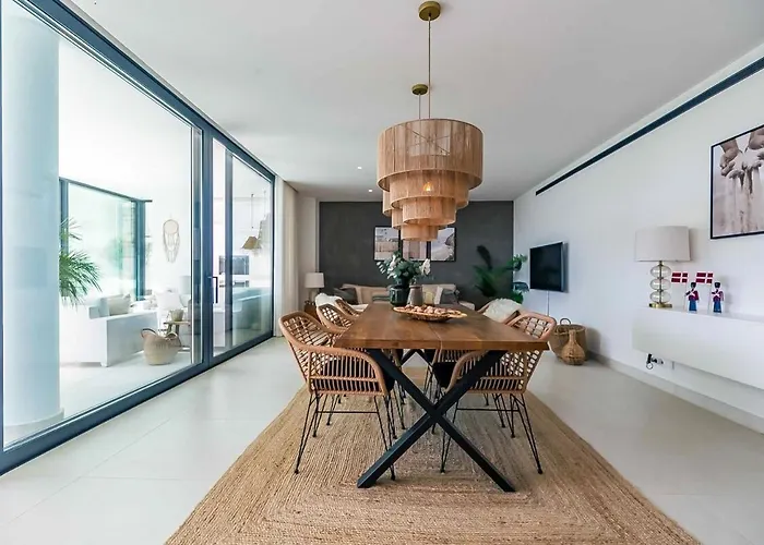 Apartment 131 - Luxury With Private Pool And Views, El Higueron *