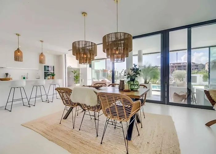 Apartment 131 - Luxury With Private Pool And Views, El Higueron Fuengirola