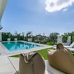 131 - Luxury With Private Pool And Views, El Higueron Apartmán *