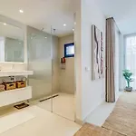 131 - Luxury With Private Pool And Views, El Higueron Apartmán